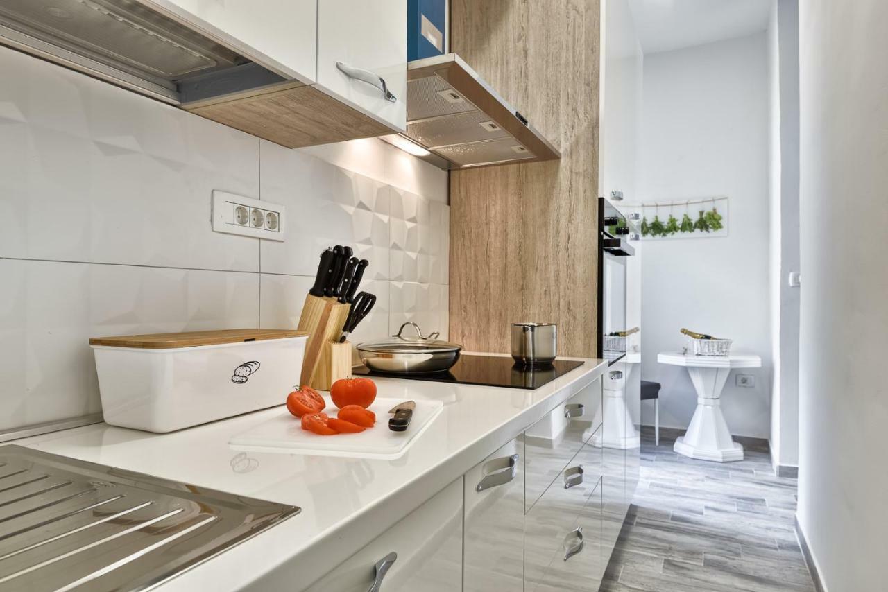 Apartment 20M From Arena Пула Экстерьер фото